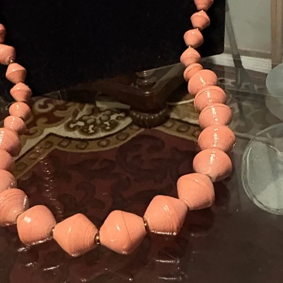 Peach Colored Beaded Paper Necklace Vintage - Picture 2 of 10